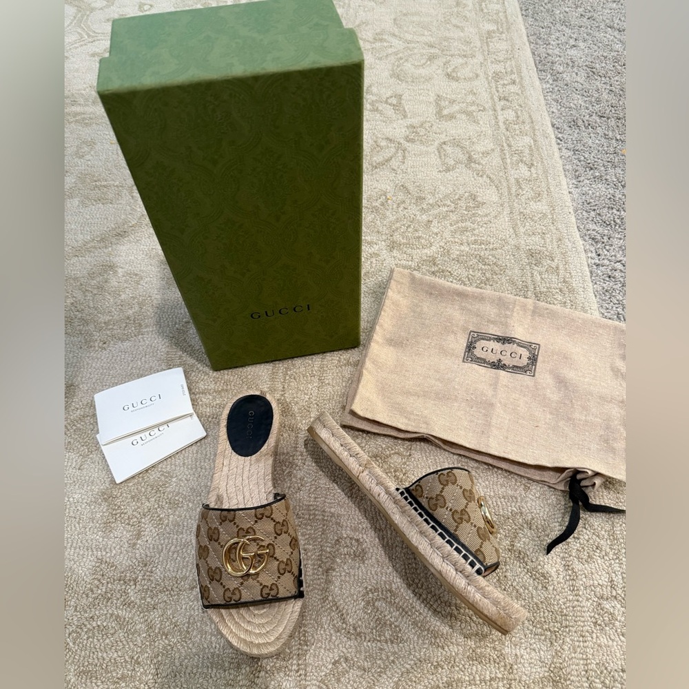 Gucci Womens GG Canvas Pilar Espadrille Slide Sandals 37